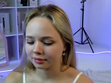 girl cam all day molly__meow image #7788482