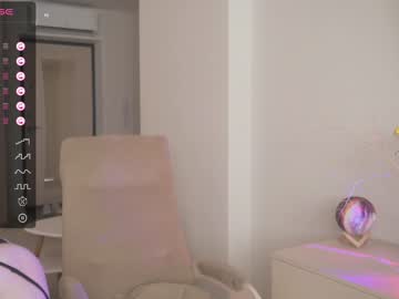 girl cam all day oki_dokie image #5133225