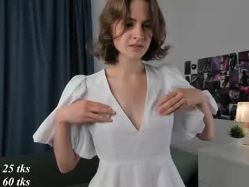 girl cam all day cold_bumble image #7257947
