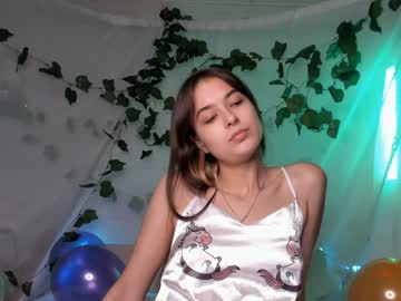 girl cam all day twinkle_planet image #2973256