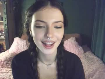 girl cam all day bmwm5f90 image #8968858
