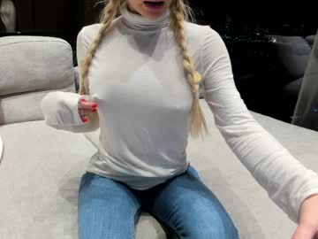 girl cam all day carolinaherera image #8612707