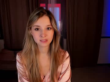 girl cam all day milablush image #3919242
