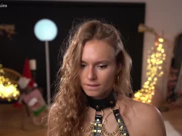 girl cam all day chillwithkira image #3363975