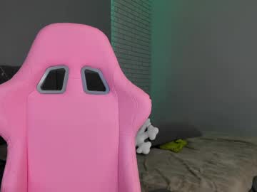 girl cam all day hazel_7 image #9259455