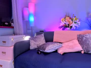 girl cam all day littlee33 image #6185443