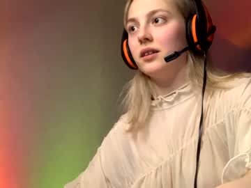 girl cam all day holydori image #1395840