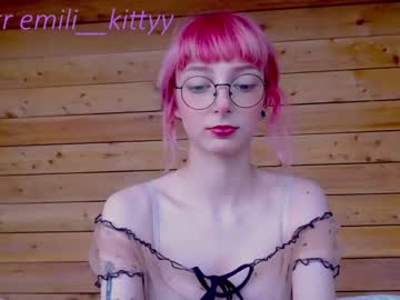 girl cam all day lit1le_kitty_ image #2068505
