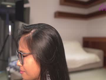 girl cam all day _lillilly_ image #709822