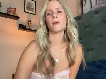 girl cam all day luxlovely111 image #8186563