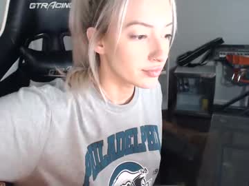 girl cam all day miss_bee image #2940200