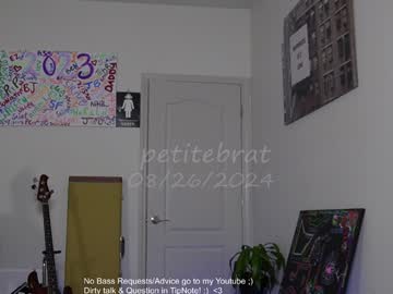 girl cam all day petitebrat image #7725051