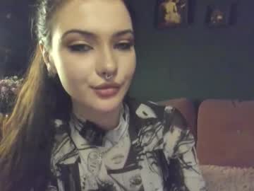 girl cam all day bmwm5f90 image #8962809