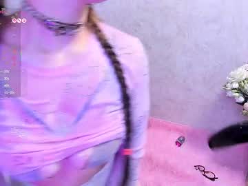 girl cam all day karolineneuer image #9454201