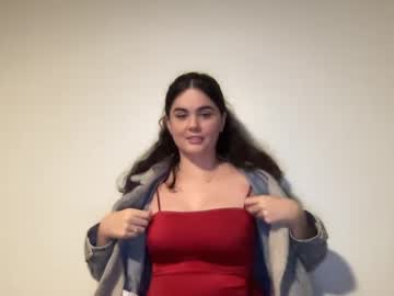 girl cam all day gia_is_horny image #6030405