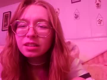 girl cam all day luckylychee image #7251204
