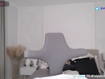 girl cam all day smileyouarehere image #6230220