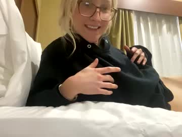 girl cam all day tinyfairyprincess image #5869267