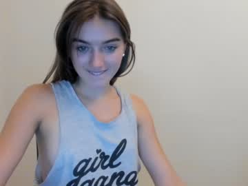 girl cam all day omiliver image #340330