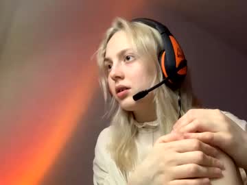 girl cam all day holydori image #1409458