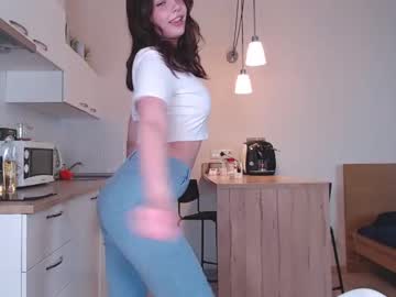 girl cam all day funnybunny3579 image #4231539