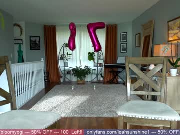 girl cam all day bloomyogi image #4321676