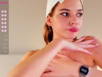 girl cam all day bettyhudson image #2646072