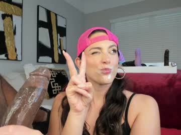 couple cam all day tightholestinytits image #9722357