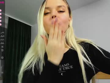 girl cam all day corni__ image #3176137