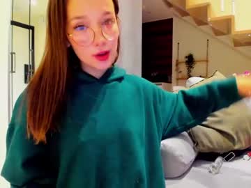 girl cam all day ellie_leen image #1246475