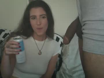 couple cam all day a_mariejuana69 image #4784376