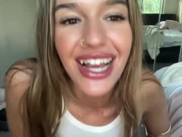 girl cam all day peachy_paige image #8658411