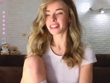 girl cam all day uwunikaa image #5279313