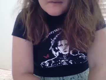girl cam all day good_pet image #5064058