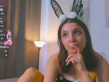 girl cam all day horny__lola image #9128523