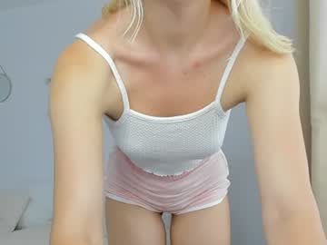 girl cam all day rennatha21 image #2046566