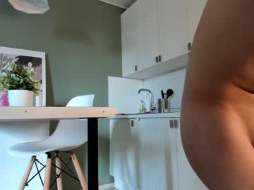 man cam all day teelimata image #3996247
