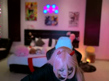girl cam all day madnessalise image #6249740