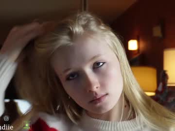 girl cam all day bestblondiiecb image #6070337