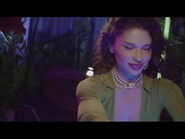 girl cam all day lucieoude_ image #3785620