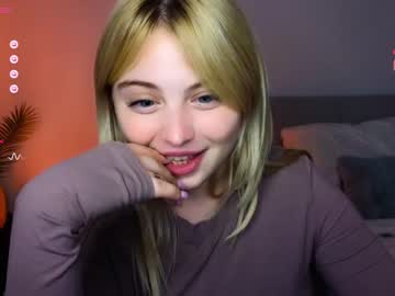 girl cam all day shy_blondiee image #5331150