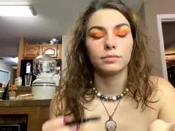 girl cam all day chroniclove image #3075087
