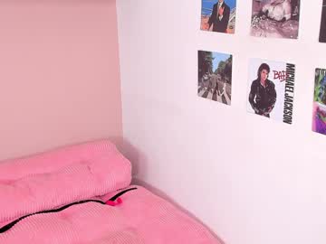 girl cam all day little_effy18_ image #8668907