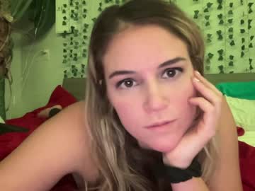 girl cam all day bananascoconutz image #6438184