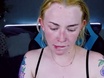 girl cam all day sedwunder image #2316132