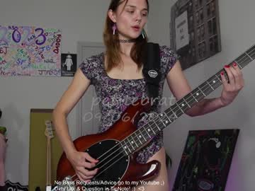 girl cam all day petitebrat image #7800365