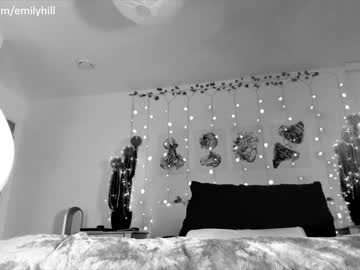 girl cam all day littlee33 image #1589921