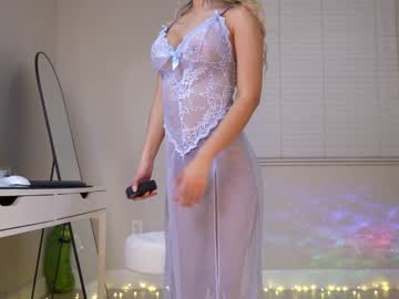 girl cam all day ashley_benson1 image #6094270