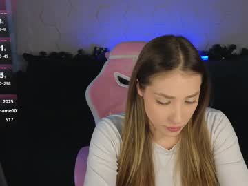 girl cam all day lori_blushcrystal image #8683443