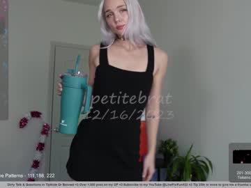 girl cam all day petitebrat image #5932426